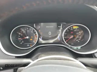 2019 Jeep Compass Latitude z VIN 3C4NJDBB4KT628626, wystawiony jako Copart lot #65212555 z przebiegiem 72 825 mil mil oraz Szkoda całkowita • Salvage title. Historia ofert i sprzedaży dostępna na DreamBid. Obrazek 9.