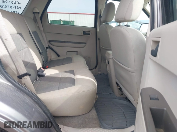 2008 Ford Escape XLT with VIN 1FMCU93178KD40865, listed as a IAAI auction lot 42007729 with 223,192 mi miles. Bid and sale history available at carsss.com. Image 8.
