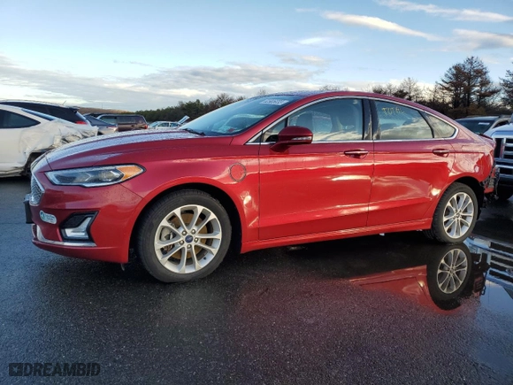 2020 Ford Fusion Plug-In Hybrid Titanium with VIN 3FA6P0SU0LR158550, listed as a Copart auction lot 82905333 with NaN miles. Bid and sale history available at carsss.com. Image 1.