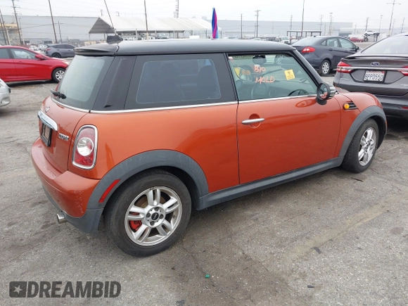 2011 MINI Hardtop with VIN WMWSU3C55BT097555, listed as a IAAI auction lot 42043733 with 185,071 mi miles and . Bid and sale history available at DreamBid. Image 4.