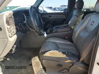 2003 Chevrolet Avalanche with VIN 3GNEK13T63G109579, listed as a Copart auction lot 68898804 with 0 mi miles and Salvage Title. Bid and sale history available at carsss.com. Image 7.