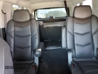 2015 Cadillac Escalade z VIN 1GYS3TKJ8FR715680, wystawiony jako Copart lot #81787694 z przebiegiem 82 584 mil mil oraz Szkoda całkowita • Salvage title. Historia ofert i sprzedaży dostępna na DreamBid. Obrazek 10.