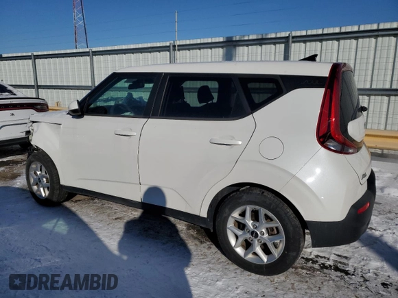 2022 Kia Soul LX with VIN KNDJ23AU9N7804782, listed as a Copart auction lot 88749865 with 24,719 mi miles and Salvage Title. Bid and sale history available at carsss.com. Image 2.