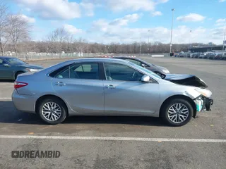 2017 Toyota Camry XLE with VIN 4T1BF1FK8HU675469, listed as a IAAI auction lot 41578198 with 172,230 mi miles and . Bid and sale history available at carsss.com. Image 13.