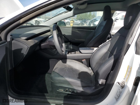 2024 Tesla Model 3 with VIN 5YJ3E1EA9RF826673, listed as a Copart auction lot 45083745 with 7,331 mi miles and Salvage Title. Bid and sale history available at carsss.com. Image 7.