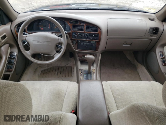 1994 Toyota Camry LE z VIN 4T1GK12E9RU063977, wystawiony jako Copart lot #47723075 z przebiegiem 74 854 mil mil oraz Czysty tytuł • Clean title. Historia ofert i sprzedaży dostępna na DreamBid. Obrazek 8.