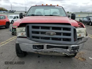 2005 Ford Super Duty F-250 XL with VIN 1FTNF21585EB24568, listed as a Copart auction lot 72561054 with 147,449 mi miles and Salvage Title. Bid and sale history available at carsss.com. Image 5.