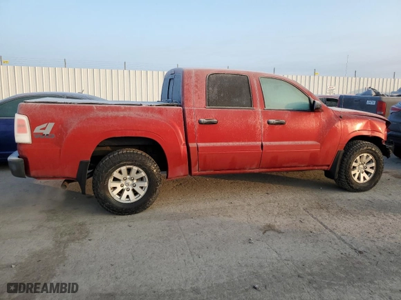 2006 Mitsubishi Raider LS with VIN 1Z7HT28K56S574705, listed as a Copart auction lot 82250434 with 133736 miles and Salvage Title. Bid and sale history available at carsss.com. Image 3.