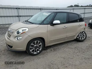 2014 FIAT 500L Lounge with VIN ZFBCFACH0EZ029698, listed as a Copart auction lot 44010995 with 113,555 mi miles and Salvage Title. Bid and sale history available at DreamBid. Image 1.