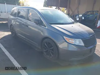 2011 Honda Odyssey LX z VIN 5FNRL5H25BB075606, wystawiony jako IAAI lot #40561089 z przebiegiem 179 885 mil mil oraz . Historia ofert i sprzedaży dostępna na DreamBid. Obrazek 1.