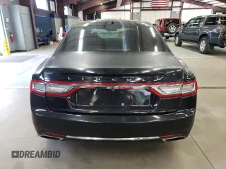 2017 Lincoln Continental Livery with VIN 1LN6L9UK7H5617763, listed as a Copart auction lot 71806174 with 222,899 mi miles and Clean Title. Bid and sale history available at carsss.com. Image 6.