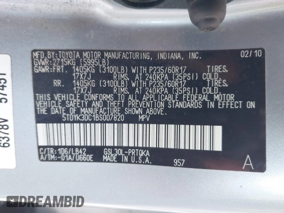 2011 Toyota Sienna XLE AAS with VIN 5TDYK3DC1BS007820, listed as a IAAI auction lot 41935200 with 123,554 mi miles. Bid and sale history available at carsss.com. Image 9.
