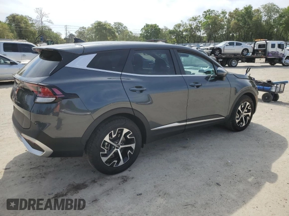 2024 Kia Sportage EX with VIN KNDPV3DF2R7293355, listed as a Copart auction lot 50435065 with 5,345 mi miles and Salvage Title. Bid and sale history available at carsss.com. Image 3.