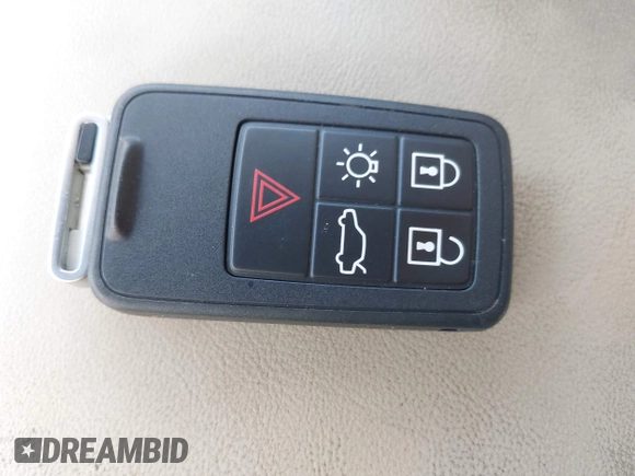 2012 Volvo S60 T5 с VIN YV1622FS4C2115146, выставлен на аукционе IAAI как лот 42216639 с пробегом 95 860 миль миль и . История ставок и продаж доступна на DreamBid. Изображение 11.