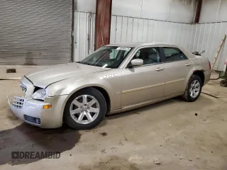 2006 Chrysler 300 Touring with VIN 2C3KA53G66H286358, listed as a Copart auction lot 50090425 with 154,782 mi miles and Clean Title. Bid and sale history available at carsss.com. Image 1.