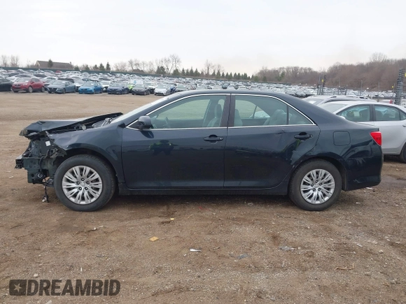 2012 Toyota Camry L with VIN 4T1BF1FK0CU520424, listed as a IAAI auction lot 41903916 with 158,001 mi miles. Bid and sale history available at carsss.com. Image 14.