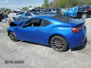 2020 Subaru BRZ Limited z VIN JF1ZCAC12L9701394, wystawiony jako Copart lot #52631135 z przebiegiem 97 580 mil mil oraz Nie do naprawy • Non repairable. Historia ofert i sprzedaży dostępna na DreamBid. Obrazek 2.