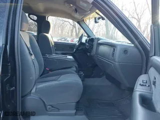 2003 Chevrolet Silverado 2500HD LS with VIN 1GCHK23U23F214612, listed as a IAAI auction lot 41307158 with 95,012 mi miles. Bid and sale history available at carsss.com. Image 5.