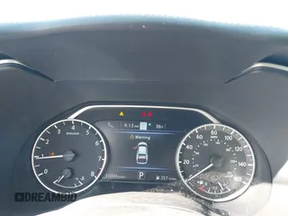 2023 Nissan Maxima Platinum z VIN 1N4AA6FV0PC513268, wystawiony jako IAAI lot #41986554 z przebiegiem 11 004 mil mil oraz . Historia ofert i sprzedaży dostępna na DreamBid. Obrazek 7.
