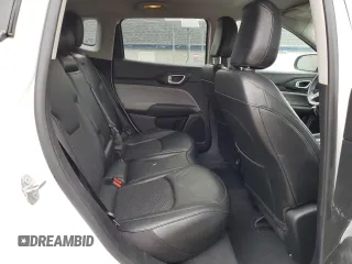 2022 Jeep Compass Latitude z VIN 3C4NJCBB8NT156266, wystawiony jako Copart lot #55321825 z przebiegiem 73 771 mil mil oraz Szkoda całkowita • Salvage title. Historia ofert i sprzedaży dostępna na DreamBid. Obrazek 11.