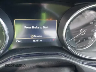 2021 Buick Encore GX Select с VIN KL4MMESL2MB142302, выставлен на аукционе IAAI как лот 41618557 с пробегом 45 331 миль миль и . История ставок и продаж доступна на DreamBid. Изображение 7.