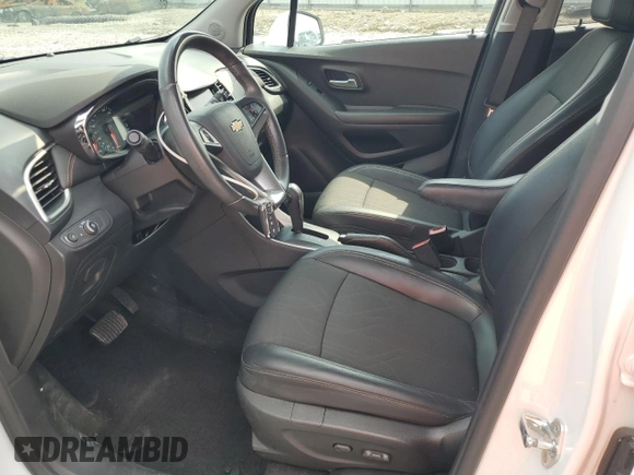 2022 Chevrolet Trax LT with VIN KL7CJPSM4NB569607, listed as a Copart auction lot 58746285 with 77,383 mi miles and Salvage title. Bid and sale history available at DreamBid. Image 7.