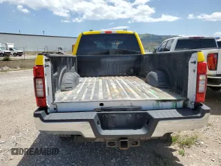2020 Ford F-350 XL z VIN 1FT8W3BT4LEC62167, wystawiony jako Copart lot #56454405 z przebiegiem 109 943 mil mil oraz Czysty tytuł • Clean title. Historia ofert i sprzedaży dostępna na DreamBid. Obrazek 6.