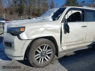 2017 Toyota 4Runner SR5 with VIN JTEBU5JR4H5472980, listed as a IAAI auction lot 41344927 with 110,712 mi miles. Bid and sale history available at carsss.com. Image 6.