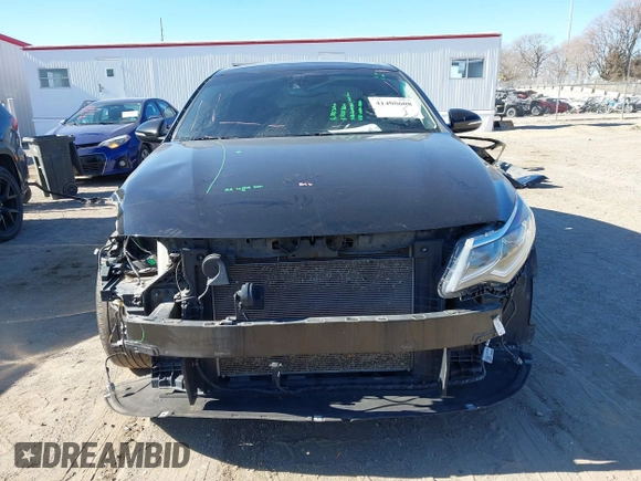 2019 Kia Optima LX with VIN 5XXGT4L38KG320204, listed as a IAAI auction lot 41400608 with 64,795 mi miles. Bid and sale history available at carsss.com. Image 13.