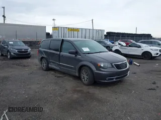 2015 Chrysler Town & Country S with VIN 2C4RC1HG7FR522449, listed as a IAAI auction lot 42021311 with 107,391 mi miles. Bid and sale history available at carsss.com. Image 1.
