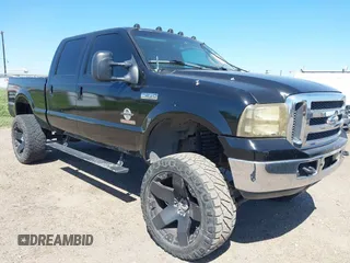 2004 Ford Super Duty F-250 XL with VIN 1FTNW21P34EB54612, listed as a IAAI auction lot 41981459 with 136,090 mi miles. Bid and sale history available at carsss.com. Image 1.