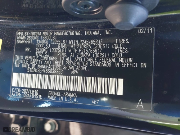 2011 Toyota Highlander with VIN 5TDZK3EH4BS039353, listed as a IAAI auction lot 40909367 with 126,024 mi miles. Bid and sale history available at carsss.com. Image 9.