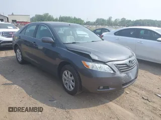 2009 Toyota Camry LE z VIN 4T1BK46K59U097782, wystawiony jako IAAI lot #42433066 z przebiegiem 219 546 mil mil oraz . Historia ofert i sprzedaży dostępna na DreamBid. Obrazek 1.