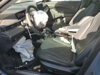2023 Ford Mustang Mach-E Premium z VIN 3FMTK3R78PMA26955, wystawiony jako Copart lot #50068925 z przebiegiem 41 851 mil mil oraz Szkoda całkowita • Salvage title. Historia ofert i sprzedaży dostępna na DreamBid. Obrazek 7.