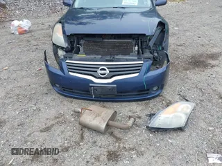 2009 Nissan Altima S with VIN 1N4AL21E49N502162, listed as a IAAI auction lot 39969892 with 215,978 mi miles and . Bid and sale history available at DreamBid. Image 12.