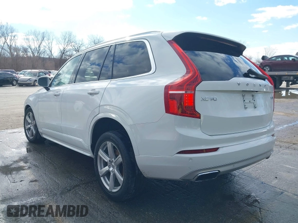 2021 Volvo XC90 Momentum with VIN YV4A221K0M1711124, listed as a IAAI auction lot 41017835 with 35,931 mi miles. Bid and sale history available at carsss.com. Image 3.