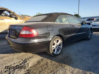 2008 Mercedes-Benz CLK-Class 3.5L with VIN WDBTK56G38T091928, listed as a Copart auction lot 61878514 with 124,845 mi miles and Clean Title. Bid and sale history available at carsss.com. Image 3.