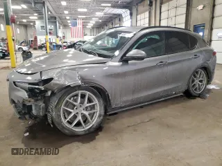2018 Alfa Romeo Stelvio Ti Sport z VIN ZASFAKNN3J7B59506, wystawiony jako Copart lot #44941195 z przebiegiem 80 408 mil mil oraz Szkoda całkowita • Salvage title. Historia ofert i sprzedaży dostępna na DreamBid. Obrazek 1.