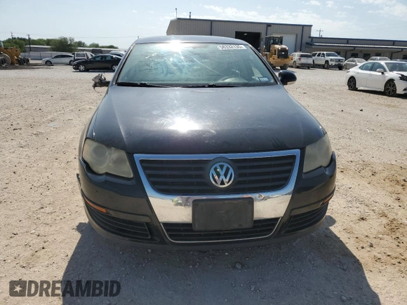 2007 Volkswagen Passat with VIN WVWJK73CX7P065789, listed as a Copart auction lot 56332135 with 137,400 mi miles and Salvage title. Bid and sale history available at DreamBid. Image 5.
