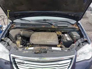2015 Chrysler Town & Country Touring with VIN 2C4RC1BG3FR716002, listed as a IAAI auction lot 42139802 with 182,830 mi miles and . Bid and sale history available at DreamBid. Image 10.