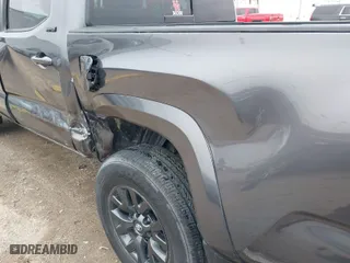 2021 Toyota Tacoma 2WD SR5 with VIN 5TFAZ5CN5MX114992, listed as a IAAI auction lot 41630726 with 43,848 mi miles. Bid and sale history available at carsss.com. Image 19.