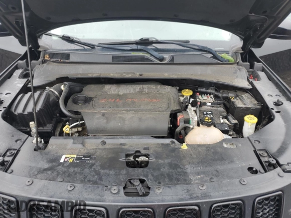 2019 Jeep Compass Altitude z VIN 3C4NJDBB0KT696230, wystawiony jako Copart lot #61280845 z przebiegiem 95 925 mil mil oraz Szkoda całkowita • Salvage title. Historia ofert i sprzedaży dostępna na DreamBid. Obrazek 12.