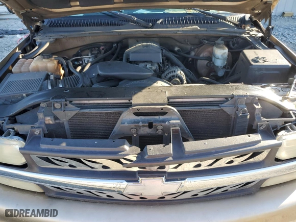 2000 Chevrolet Silverado 1500 LS with VIN 2GCEK19T2Y1200915, listed as a Copart auction lot 46069125 with 330,131 mi miles and Salvage Title. Bid and sale history available at carsss.com. Image 11.