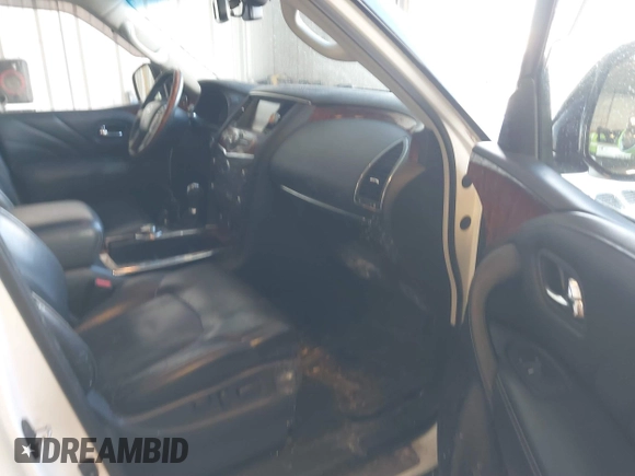 2016 Infiniti QX80 with VIN JN8AZ2NE8G9122383, listed as a IAAI auction lot 41629099 with 170,692 mi miles. Bid and sale history available at carsss.com. Image 5.