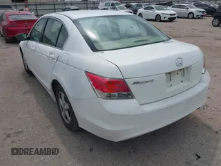2008 Honda Accord LX z VIN 1HGCP26308A139882, wystawiony jako IAAI lot #42320094 z przebiegiem 166 944 mil mil oraz . Historia ofert i sprzedaży dostępna na DreamBid. Obrazek 3.