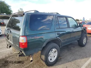 1999 Toyota 4Runner SR5 z VIN JT3GN86R9X0102271, wystawiony jako Copart lot #49182775 z przebiegiem 246 018 mil mil oraz Czysty tytuł • Clean title. Historia ofert i sprzedaży dostępna na DreamBid. Obrazek 3.