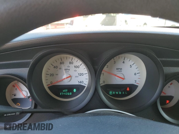 2007 Dodge Magnum with VIN 2D4FV47T47H643463, listed as a Copart auction lot 48587295 with 174,068 mi miles and Clean Title. Bid and sale history available at carsss.com. Image 9.