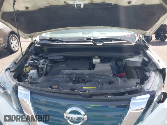 2017 Nissan Pathfinder SV z VIN 5N1DR2MN7HC695396, wystawiony jako IAAI lot #41899881 z przebiegiem 162 061 mil mil oraz . Historia ofert i sprzedaży dostępna na DreamBid. Obrazek 10.