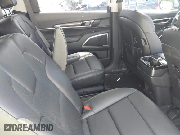 2024 Kia Telluride S z VIN 5XYP64GC4RG557618, wystawiony jako IAAI lot #42179390 z przebiegiem 11 347 mil mil oraz . Historia ofert i sprzedaży dostępna na DreamBid. Obrazek 8.