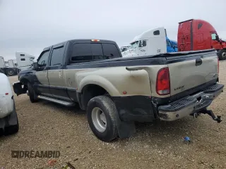 2001 Ford F-350 XL with VIN 1FTWW32F21EA24316, listed as a Copart auction lot 43617375 with 485,052 mi miles and Salvage title. Bid and sale history available at DreamBid. Image 2.
